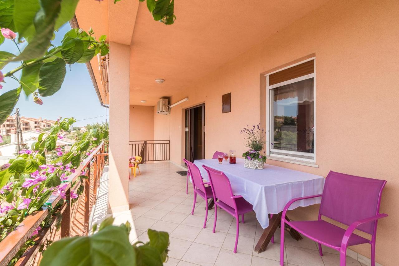 Apartments Ivica 1706 Ližnjan Dış mekan fotoğraf